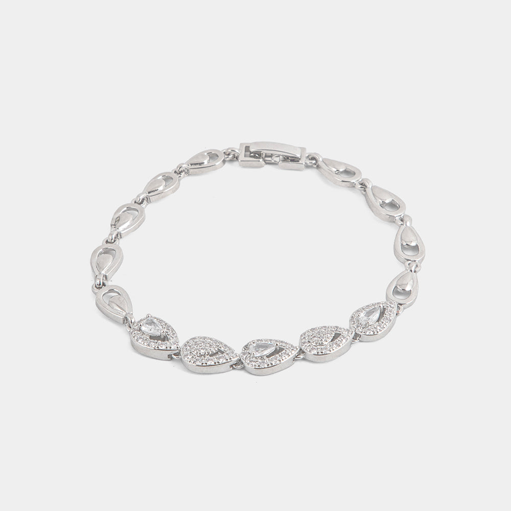Pear-Shaped Crystal Bracelet