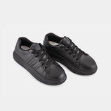 Black Lemis sneakers featuring a sleek design and cushioned sole, perfect for casual wear and everyday activities.